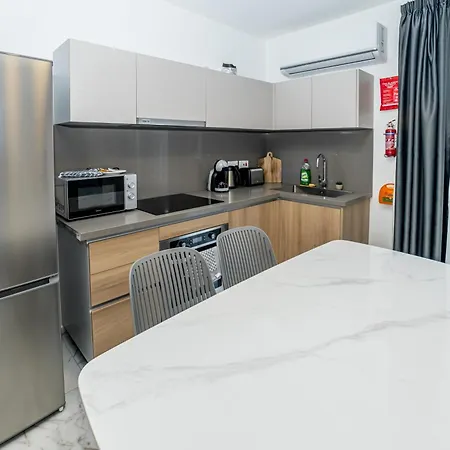 New, Stylish And Modern 1Br Apartment St. Paul's Bay Exterior photo