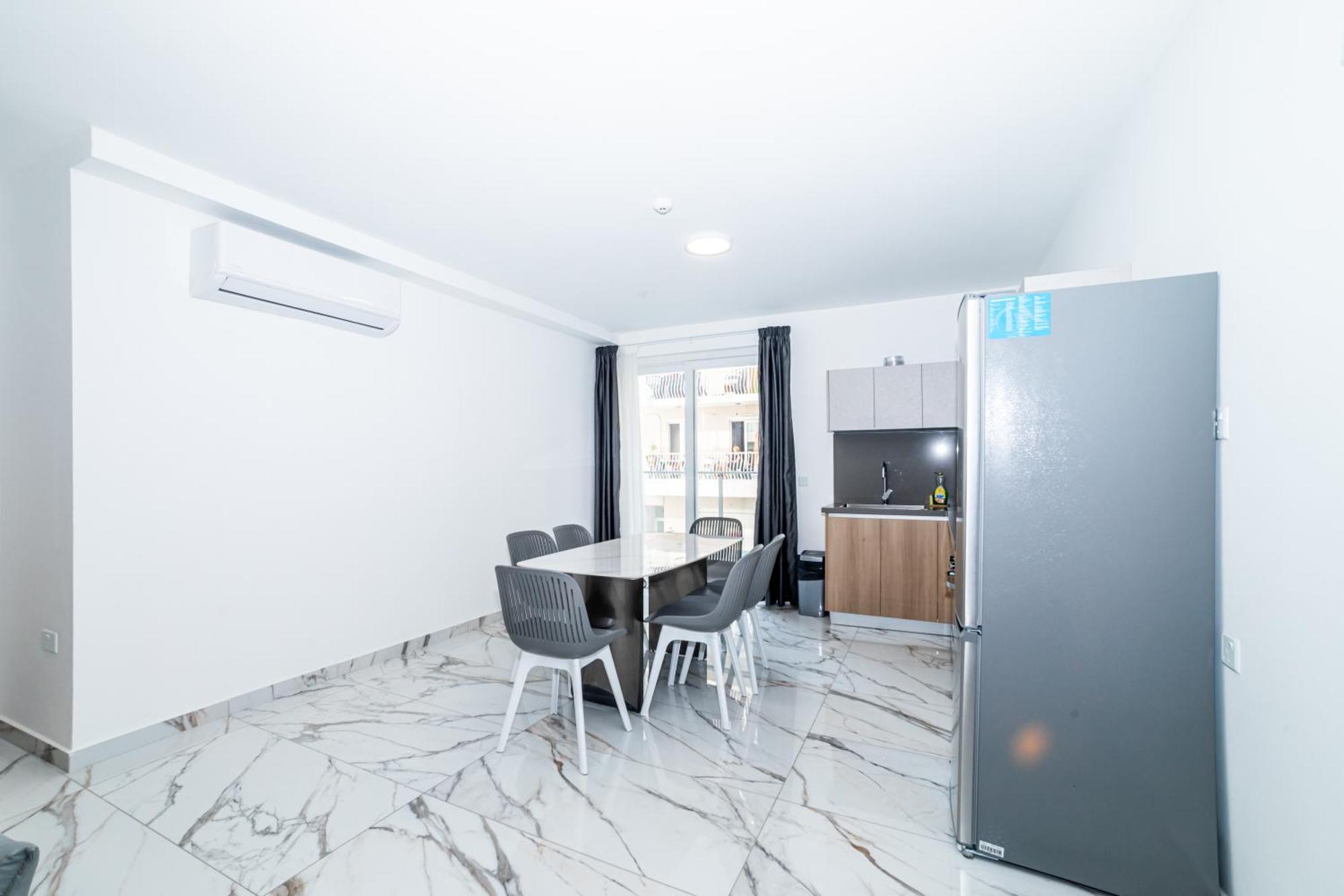 New, Stylish And Modern 1br