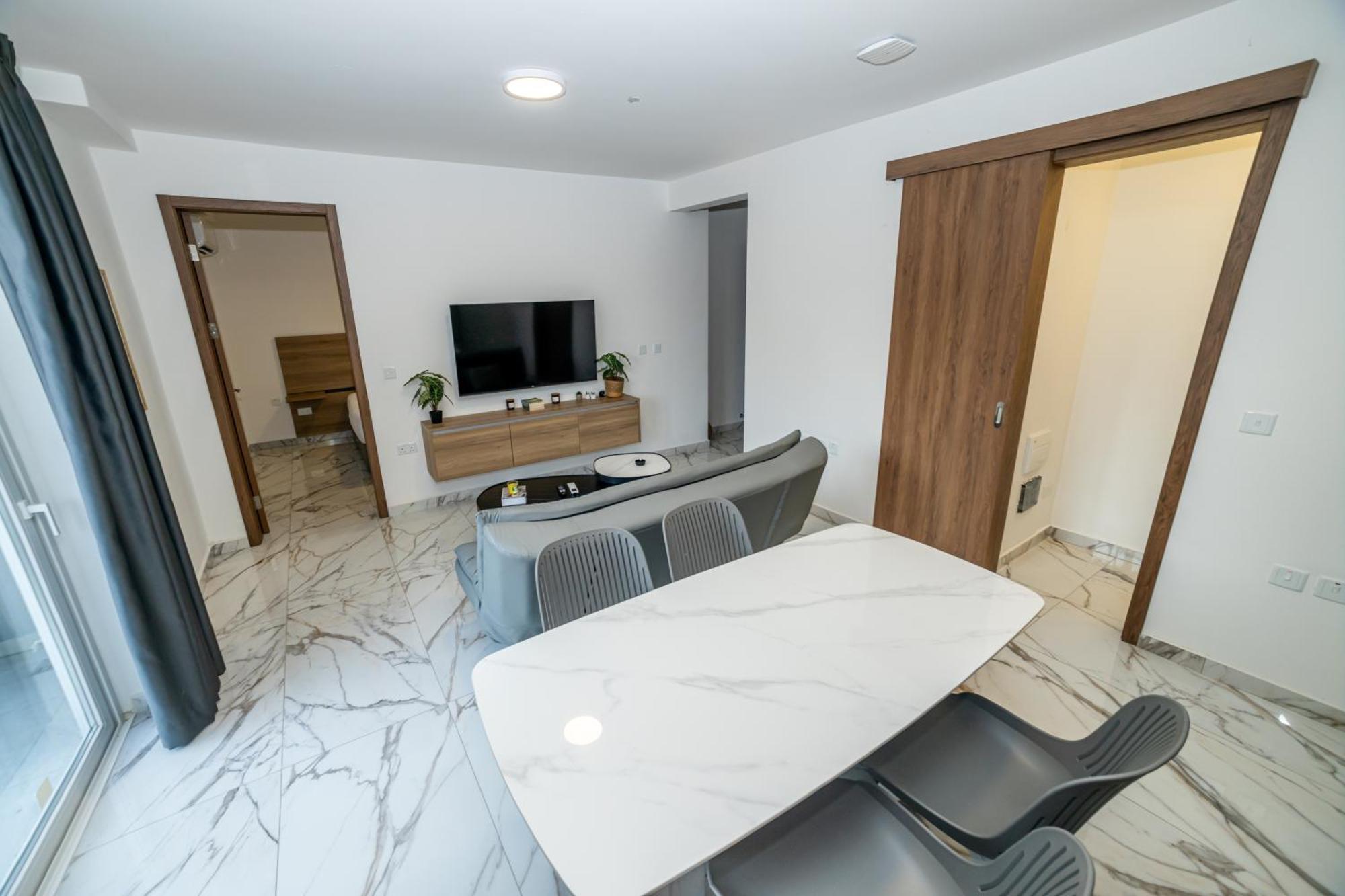 New, Stylish And Modern 1br * St. Paul's Bay